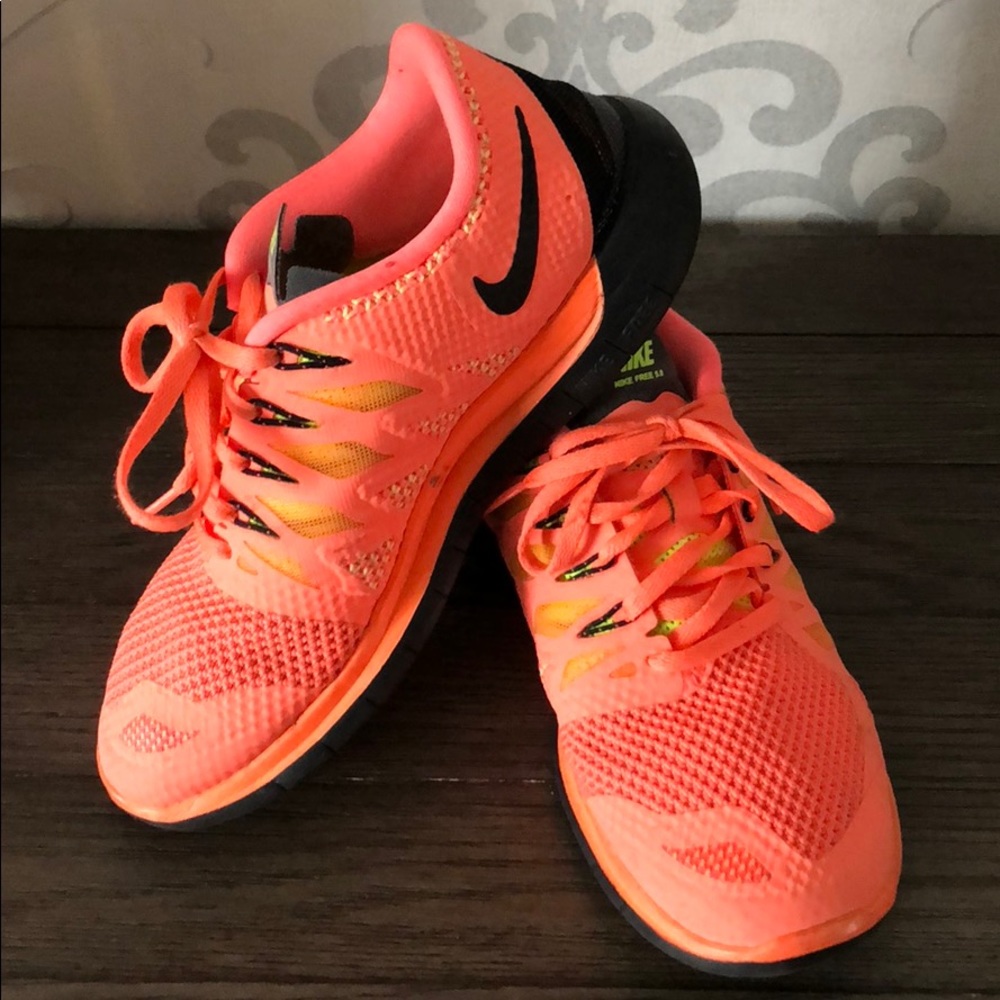 Nike sneaks